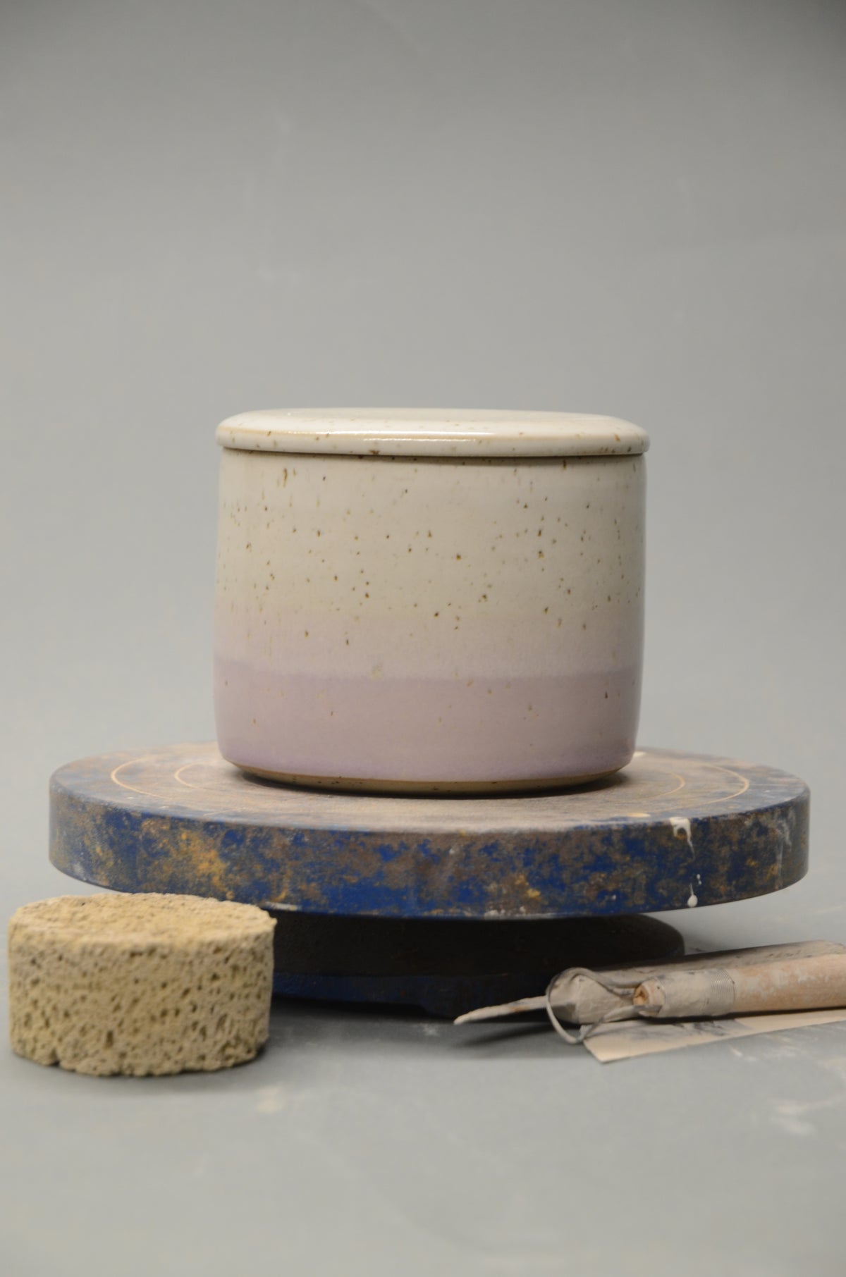 Französische Butterdose – Ceramics by Annika