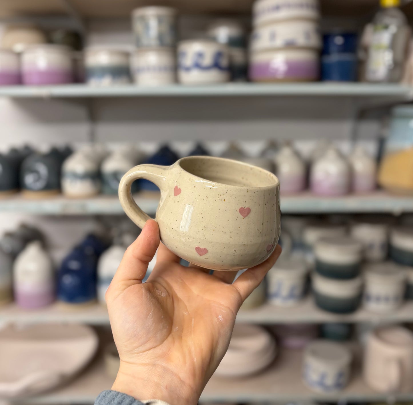 Kugelige Tasse - Herzchen