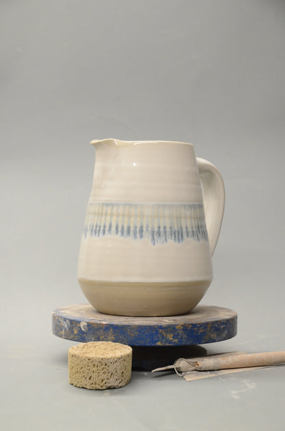 Kanne - blaue Rillen